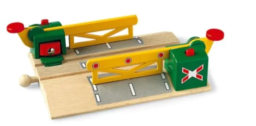 Brio Magnetic Action Crossing for Railway 33750