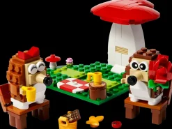 LEGO® Hedgehog Picnic Date 40711